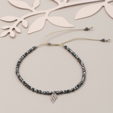 Hematyt ze skrzydłem